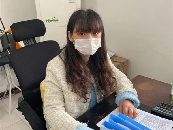 榜樣力量｜精誠嚴細，財務辦陳閃擔當有為