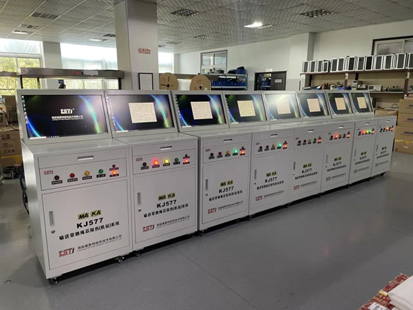 發貨忙！訂單旺！不畏酷暑，力保交付——老司机黄色视频人無懼“烤驗”！